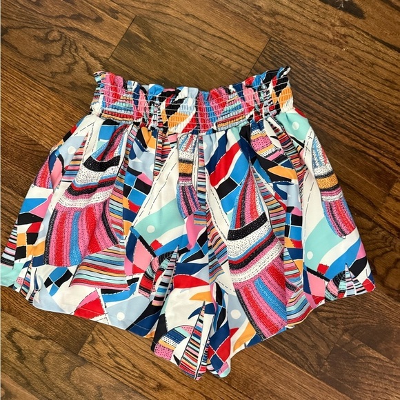 CROSBY by Mollie Burch Camden Mainsail Shorts - Picture 5 of 8